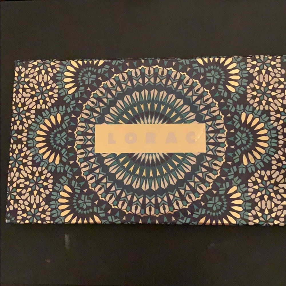 Lorac eyeshadow/blush palette